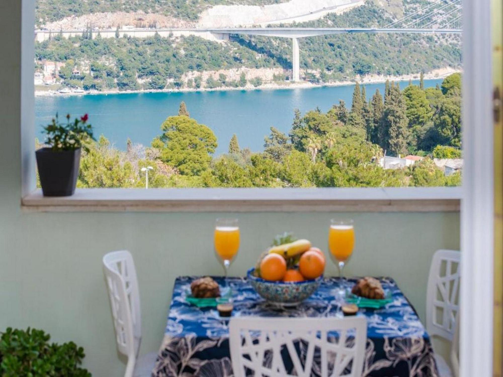 Apartments Meri & Karla دوبروفينك الغرفة الصورة